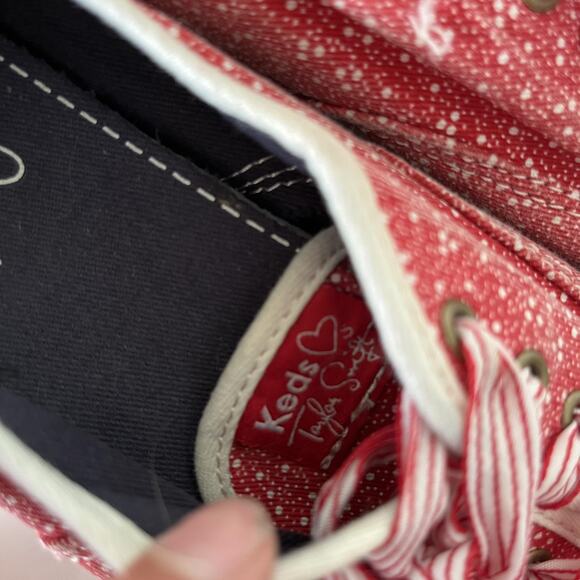 Keds Taylor Swift Shoes Womens Size 7.5 Red Speckle Canvas Ribbon Laces WF48680M - Picture 8 of 10